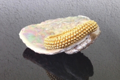 gelbgold metallic  € 49